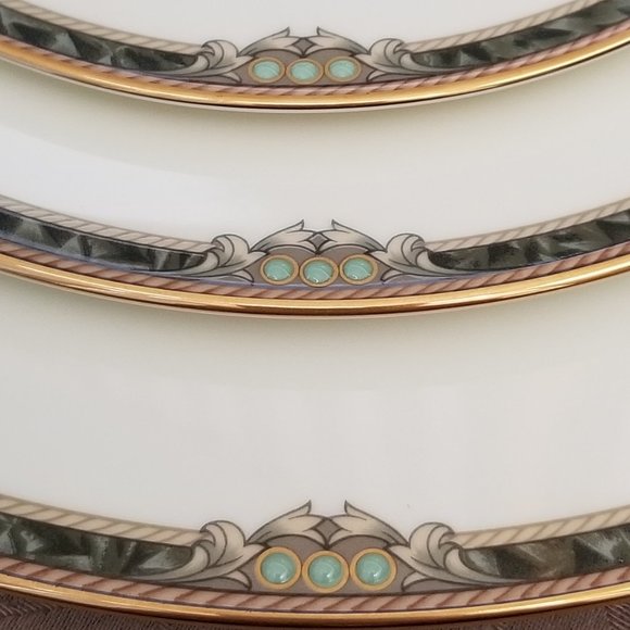 Noritake Covina 5 Piece Place Setting**EXCELLENT** - Picture 7 of 7